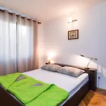 In 39358 Apartment *