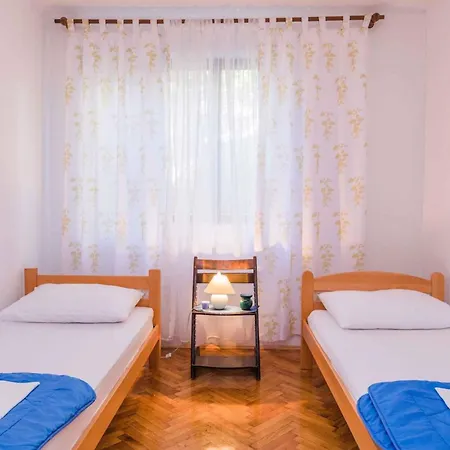 Apartmán In 39358