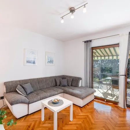 Apartmán In 39358